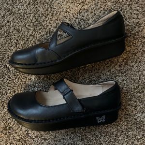 Alegria dayna black Napa nursing shoe size 40.